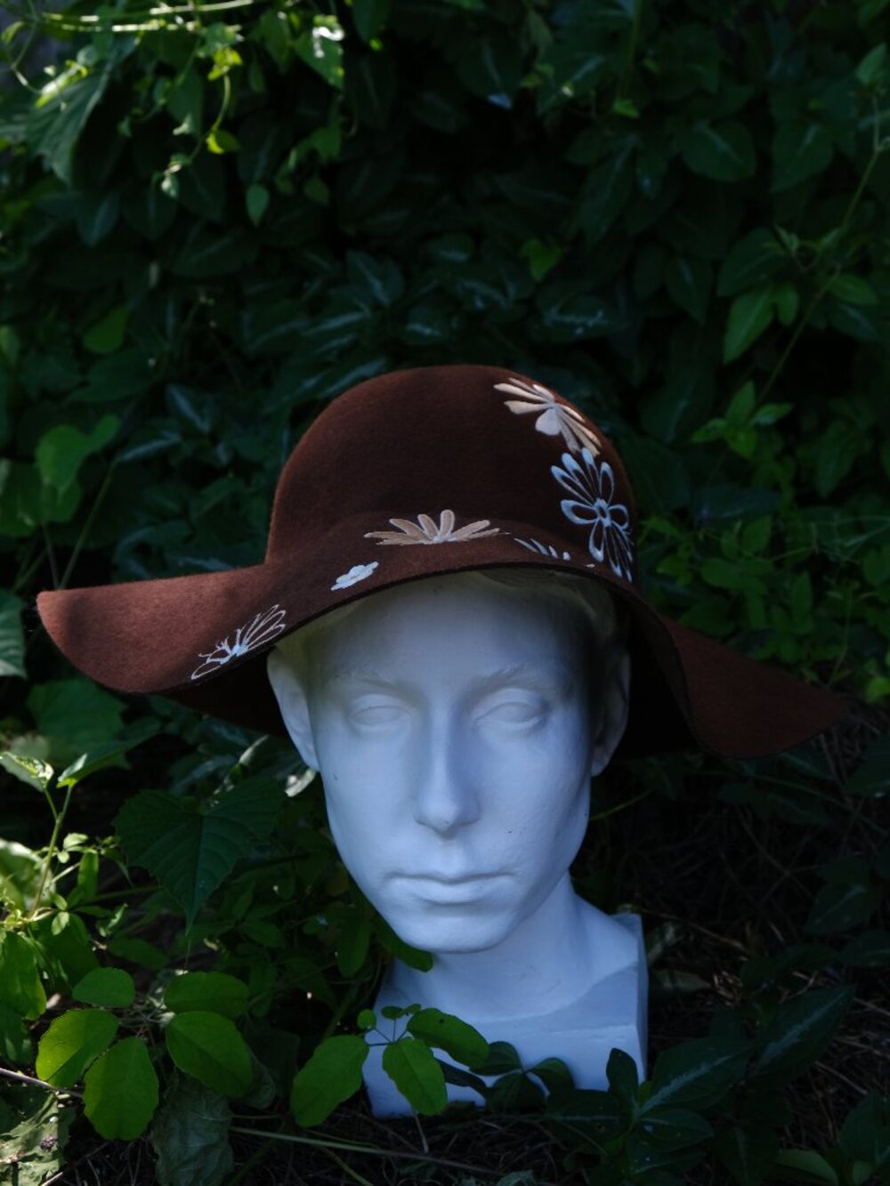 Vintage Wide Brim 100% Wool Hat Floral Embroidered Boho One Size Unbranded